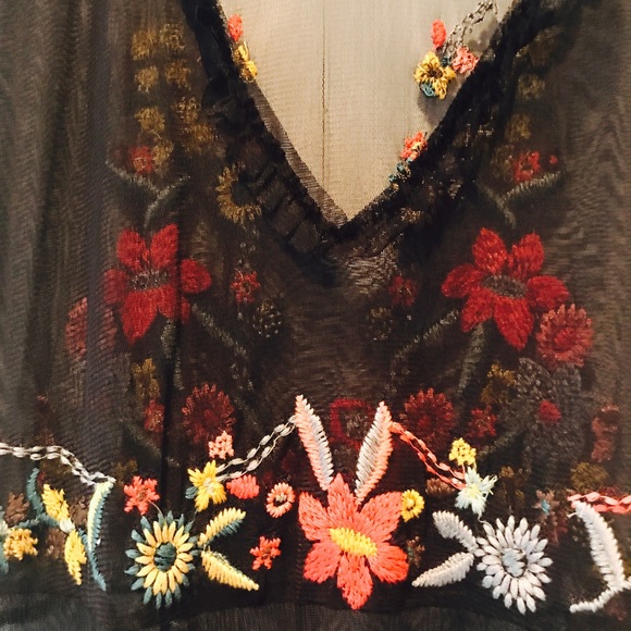 Biya vintage bouquet dress - Picture 6 of 8